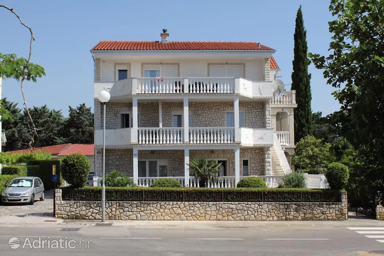 App 4+1 S Dvije Spavace Sobe Selce